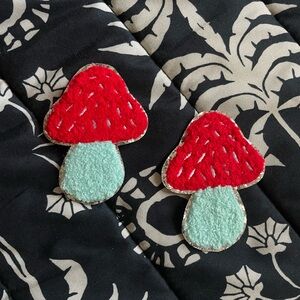 Mushroom iron on patches